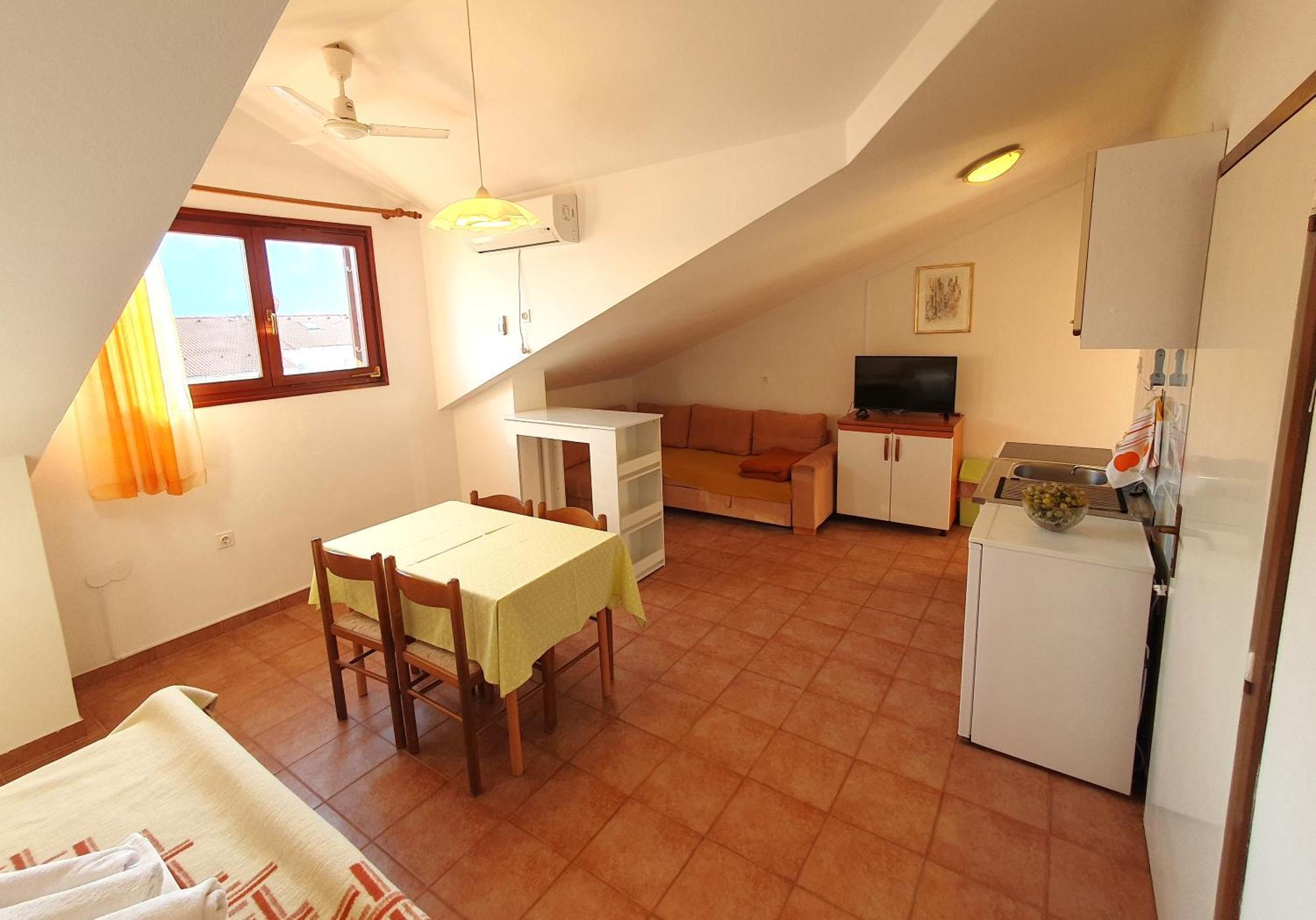 Mirjana F Apartaments Baška Habitación foto